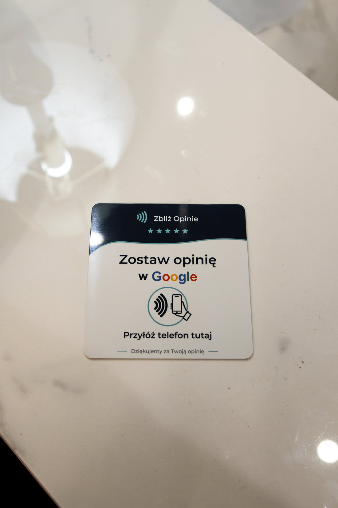 Jak zbierać opinie w Google w restauracji — bez proszenia i bez rabatów